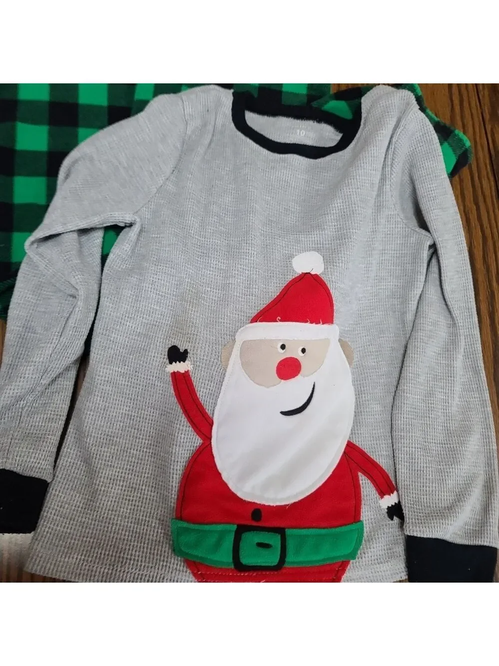 Boy's Carters 2-piece Santa Pajama Set Long Sleeved/Pants